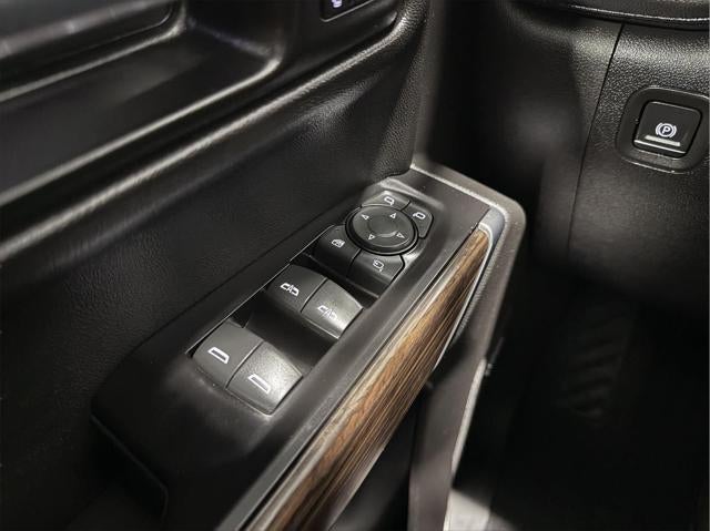 2020 Chevrolet Silverado 1500 4WD Crew Cab Short Bed High Country