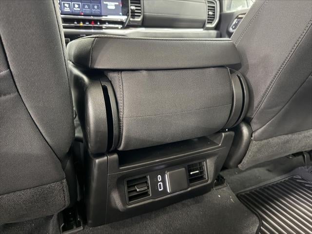 2025 GMC Sierra 1500 4WD Crew Cab Short Box Elevation with 3VL