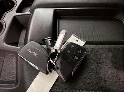 2024 GMC Sierra 1500 4WD Crew Cab Short Box Elevation with 3VL