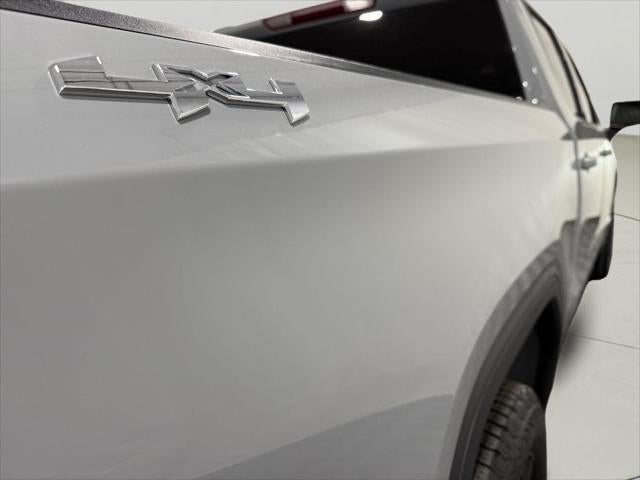 2024 GMC Sierra 1500 4WD Crew Cab Short Box Elevation with 3VL