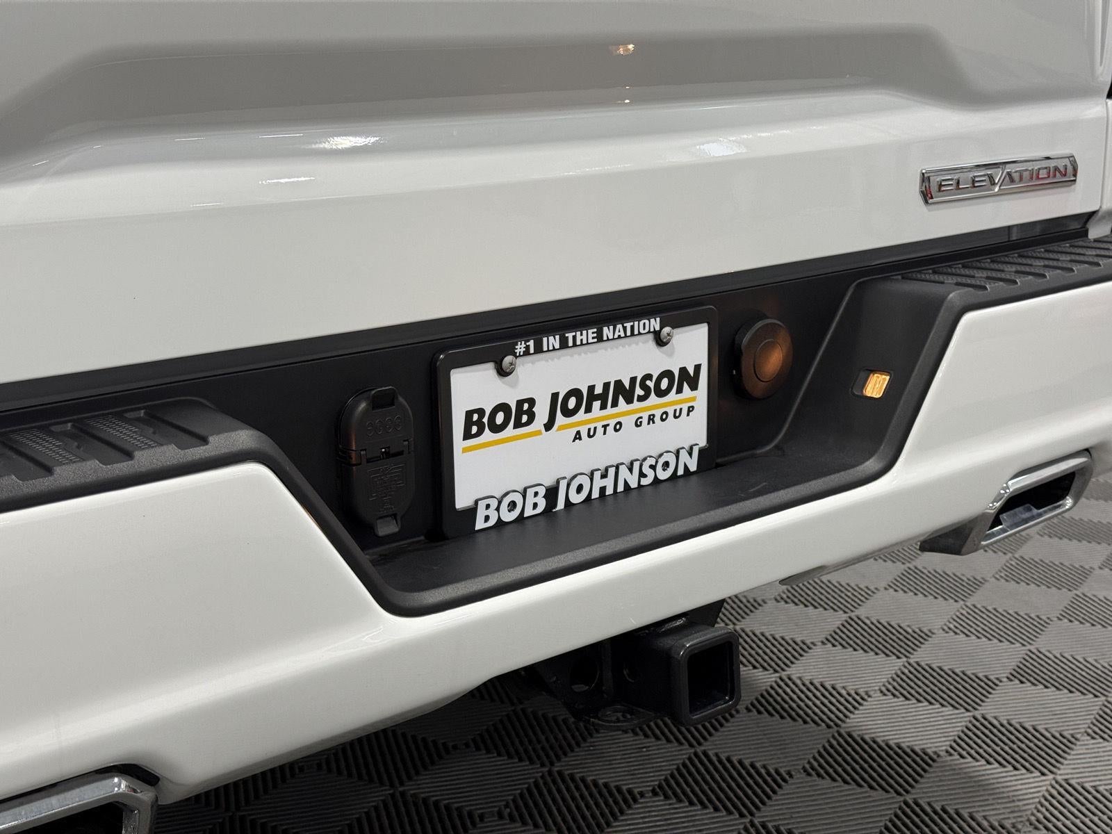 2025 GMC Sierra 1500 4WD Crew Cab Short Box Elevation with 3SB