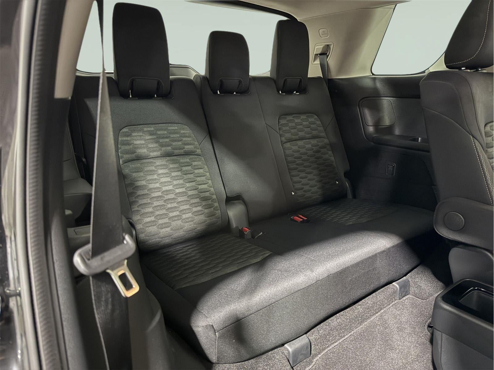 2022 Nissan Pathfinder SV 4WD