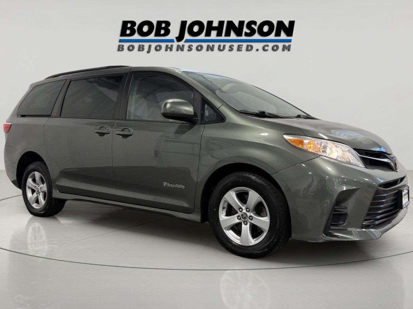 2020 Toyota Sienna LE