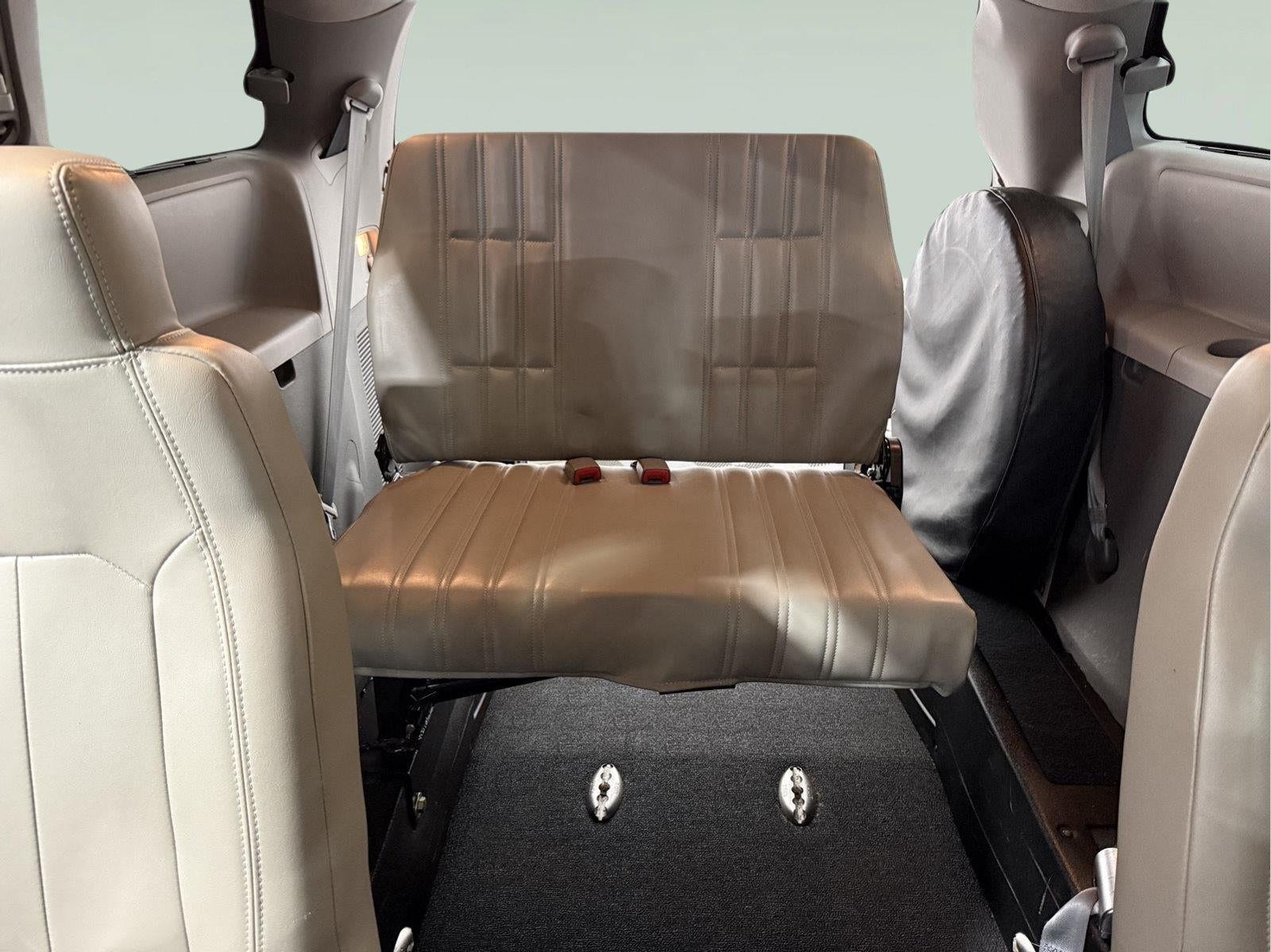 2020 Toyota Sienna LE