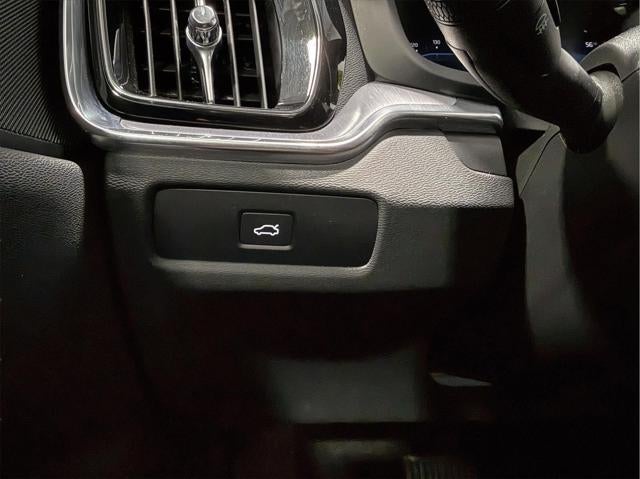 2025 Volvo S60 B5 Core