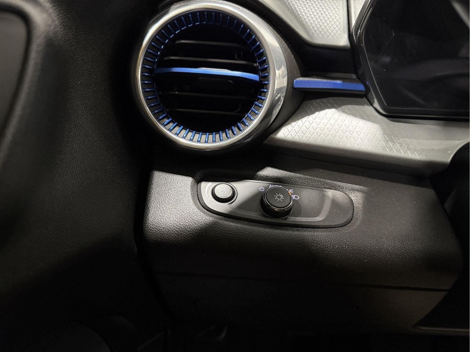 2024 Chevrolet Trax FWD LT