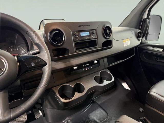 2025 Mercedes-Benz Sprinter 2500 High Roof 4-Cyl Diesel HO