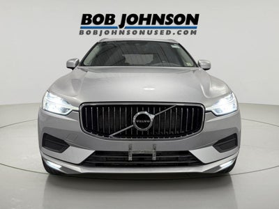 2021 Volvo XC60 T6 Momentum