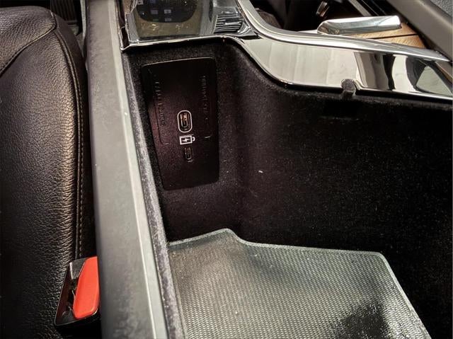 2023 Volvo XC90 B5 Plus