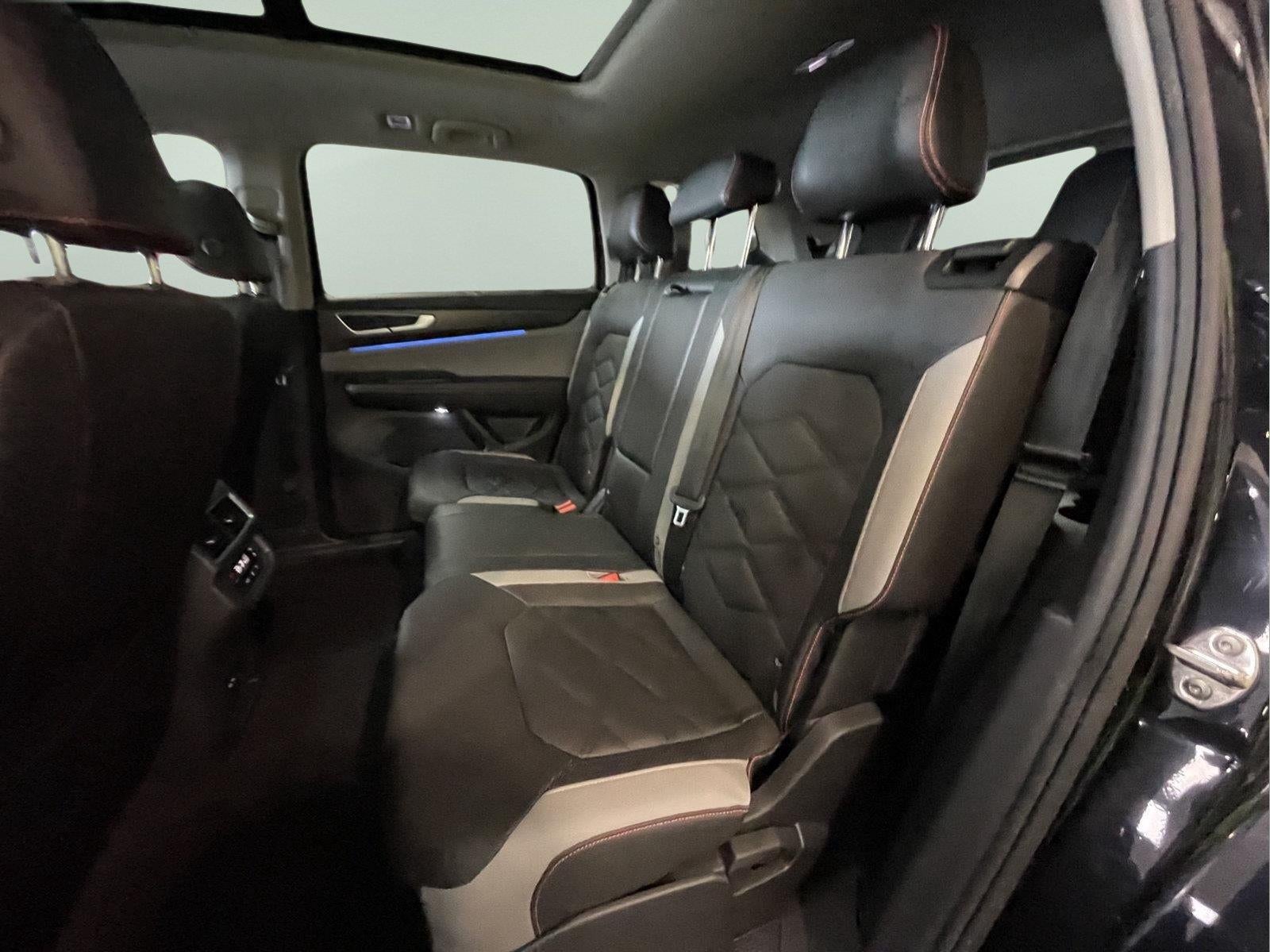 2024 Volkswagen Atlas 2.0T Peak Edition SE w/Technology