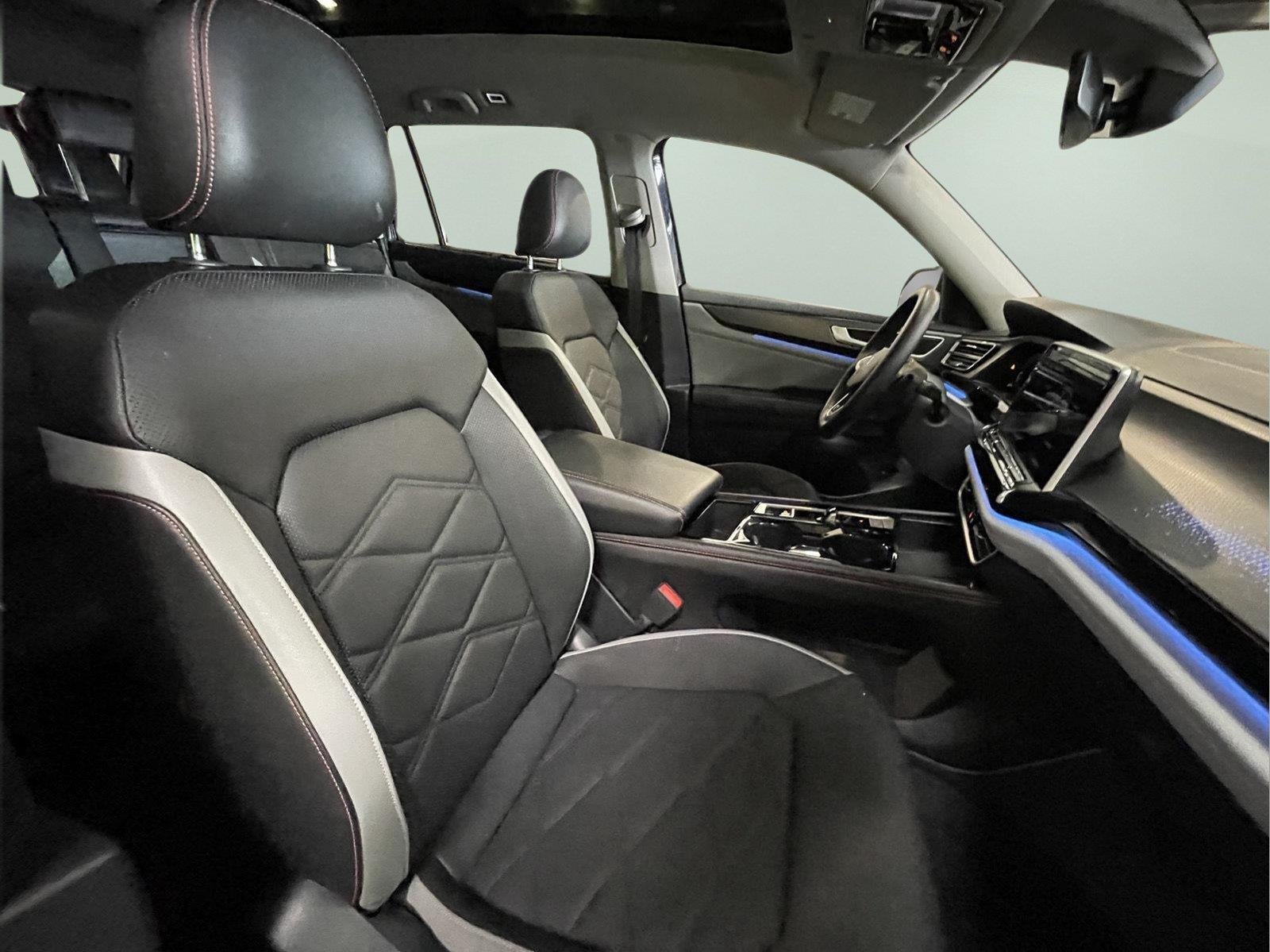2024 Volkswagen Atlas 2.0T Peak Edition SE w/Technology