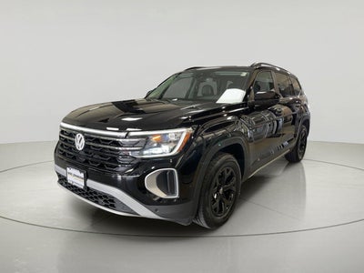 2024 Volkswagen Atlas 2.0T Peak Edition SE w/Technology