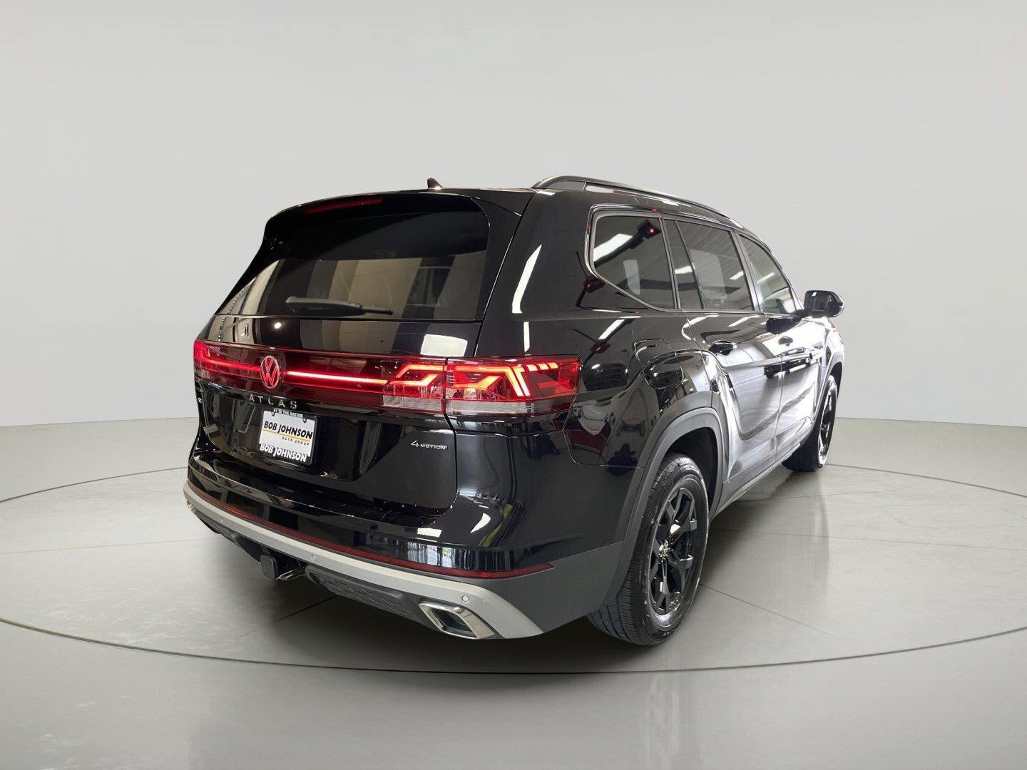 2024 Volkswagen Atlas 2.0T Peak Edition SE w/Technology
