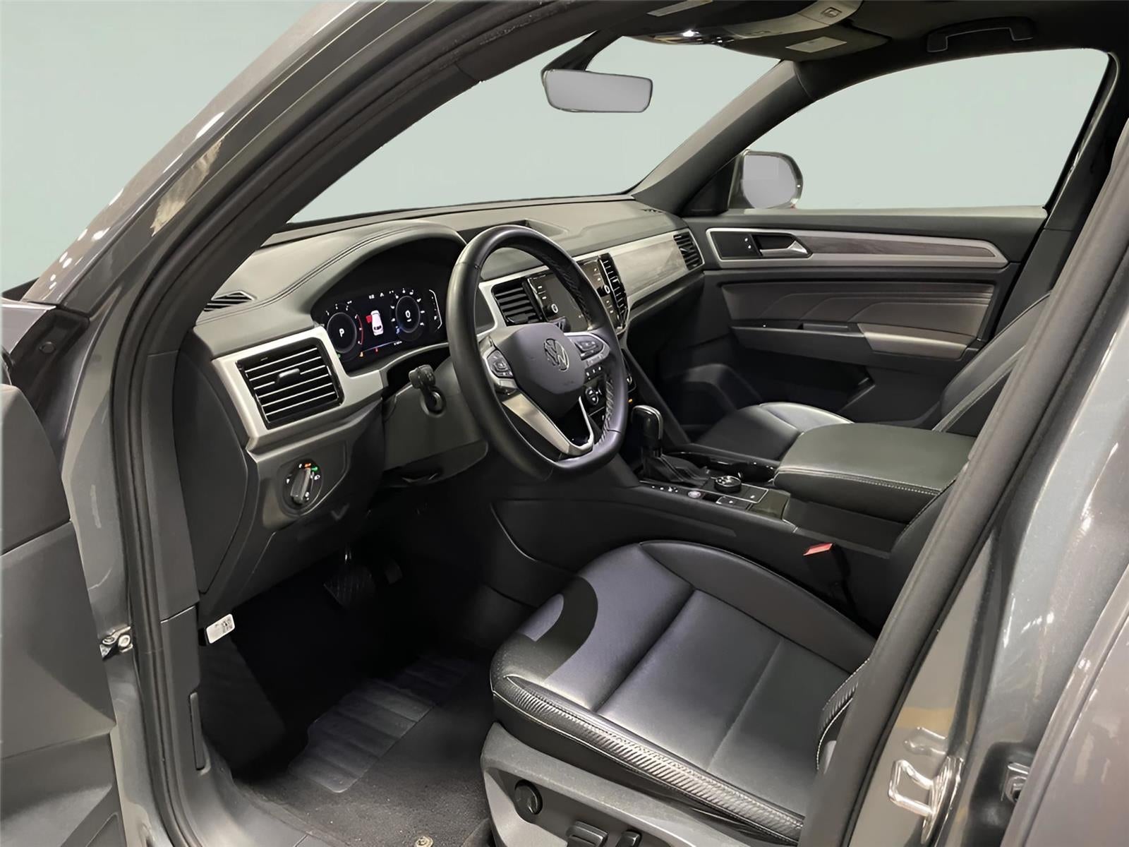 2022 Volkswagen Atlas Cross Sport 3.6L V6 SE w/Technology