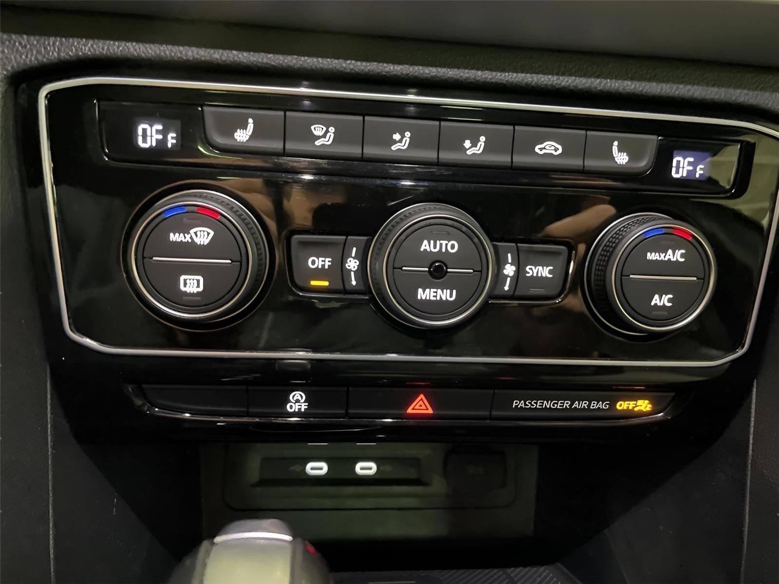 2022 Volkswagen Atlas Cross Sport 3.6L V6 SE w/Technology