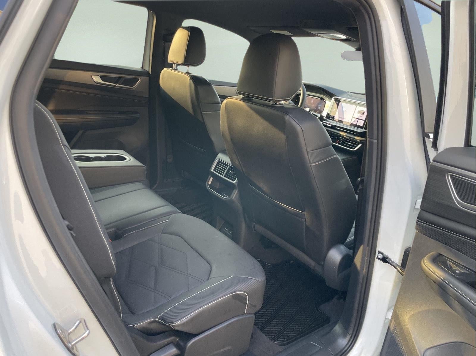 2024 Volkswagen Atlas Cross Sport 2.0T SE