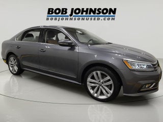 2018 Volkswagen Passat 2.0T SEL Premium