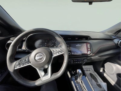 2022 Nissan Kicks SR