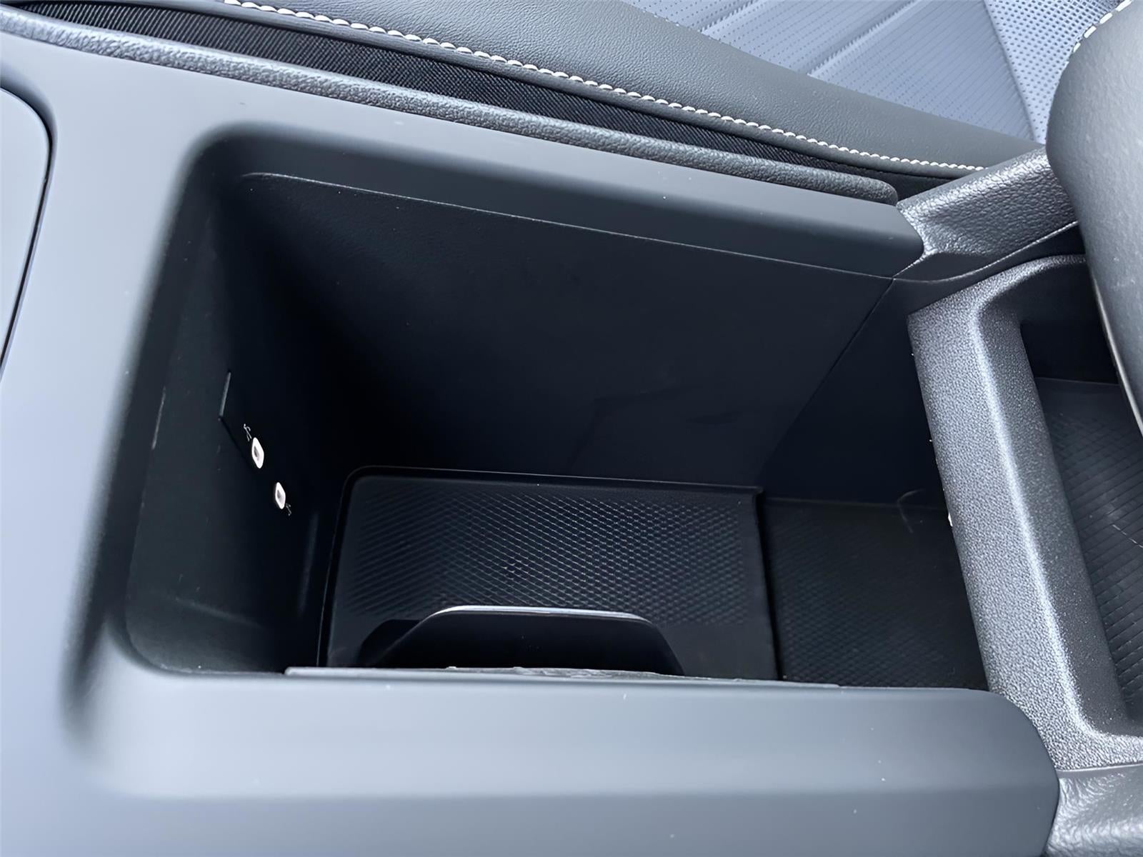 2025 Volkswagen Tiguan SE R-Line Black