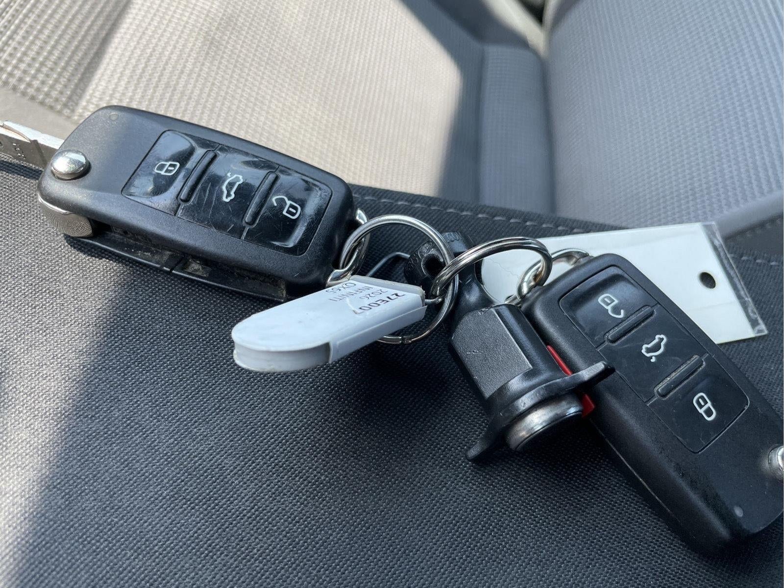 2018 Volkswagen Beetle S