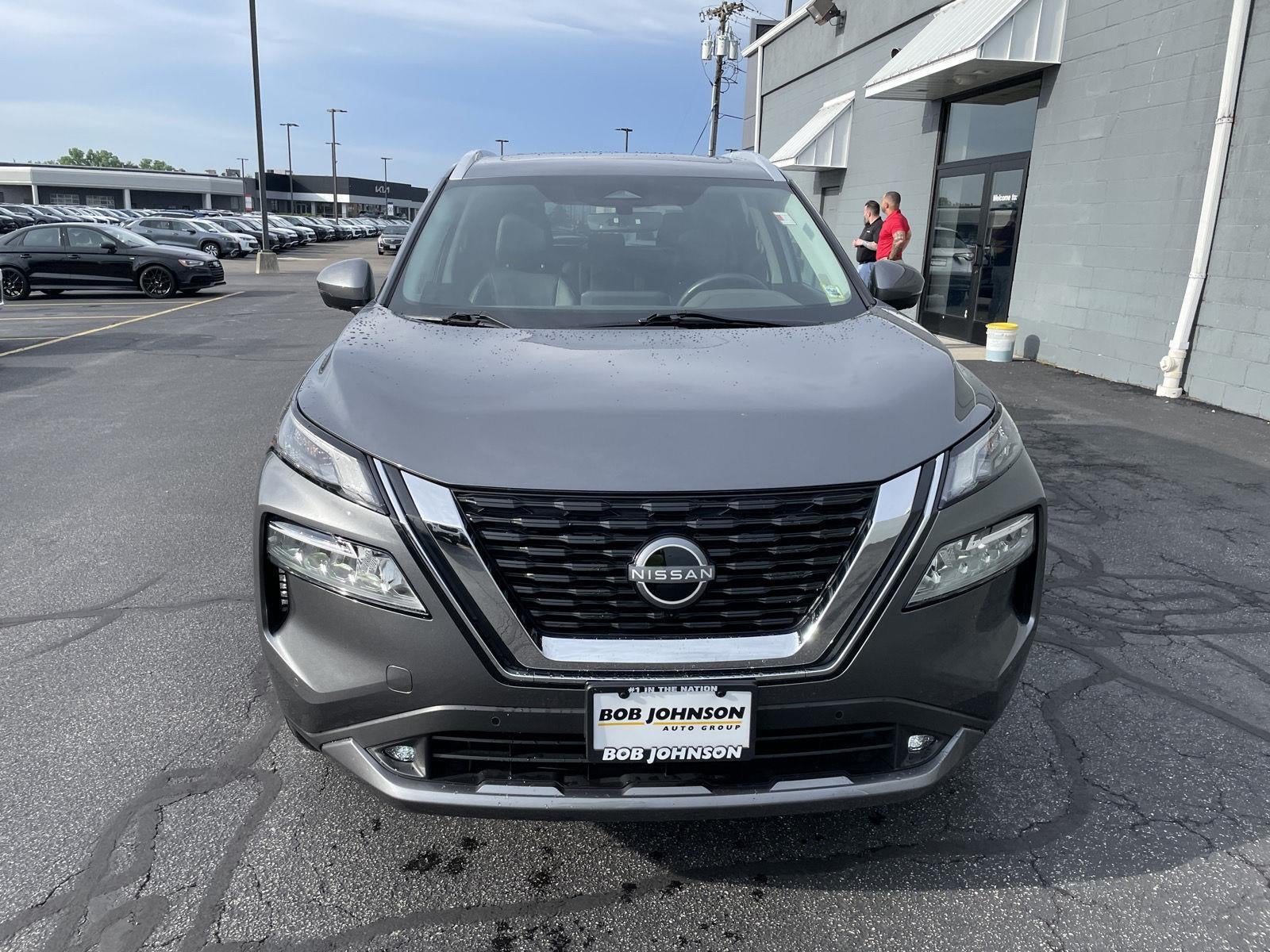 2022 Nissan Rogue SL