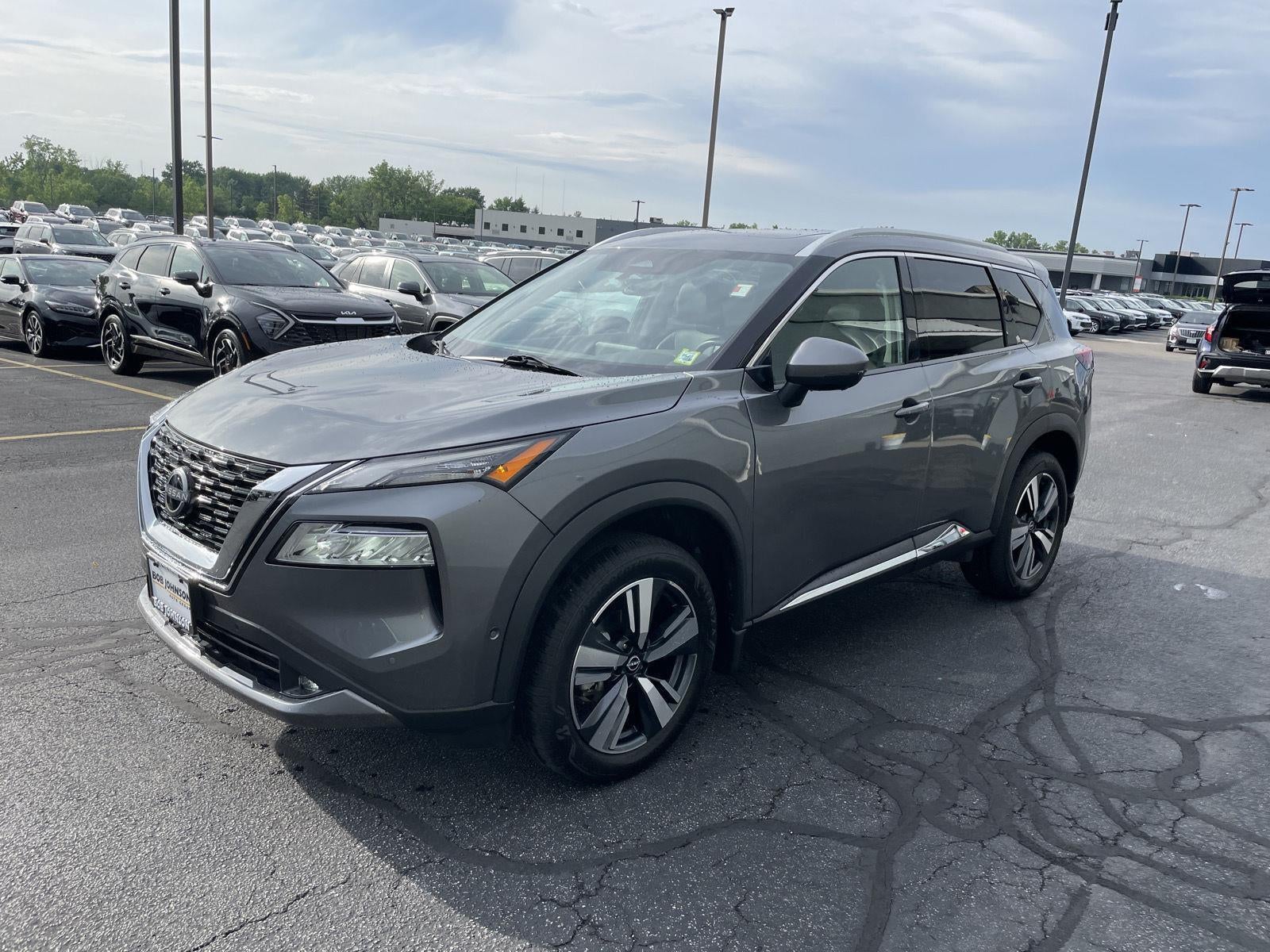 2022 Nissan Rogue SL