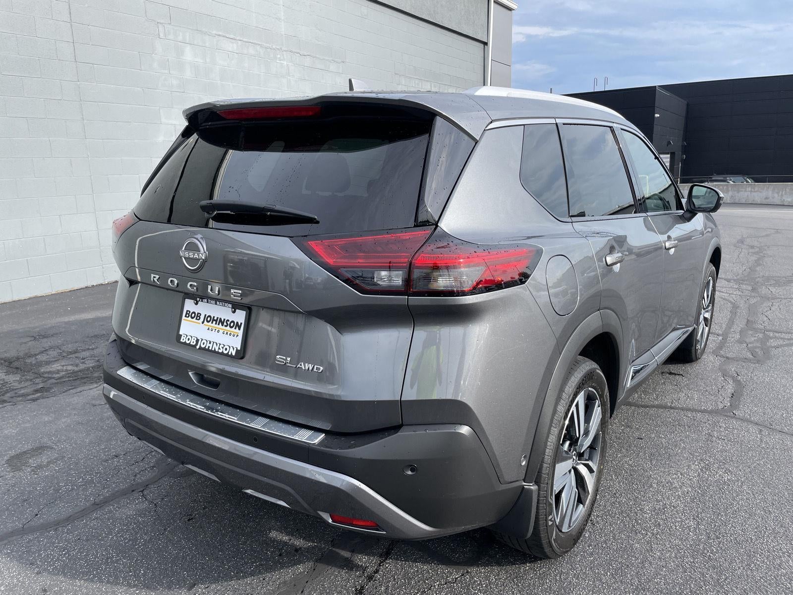 2022 Nissan Rogue SL