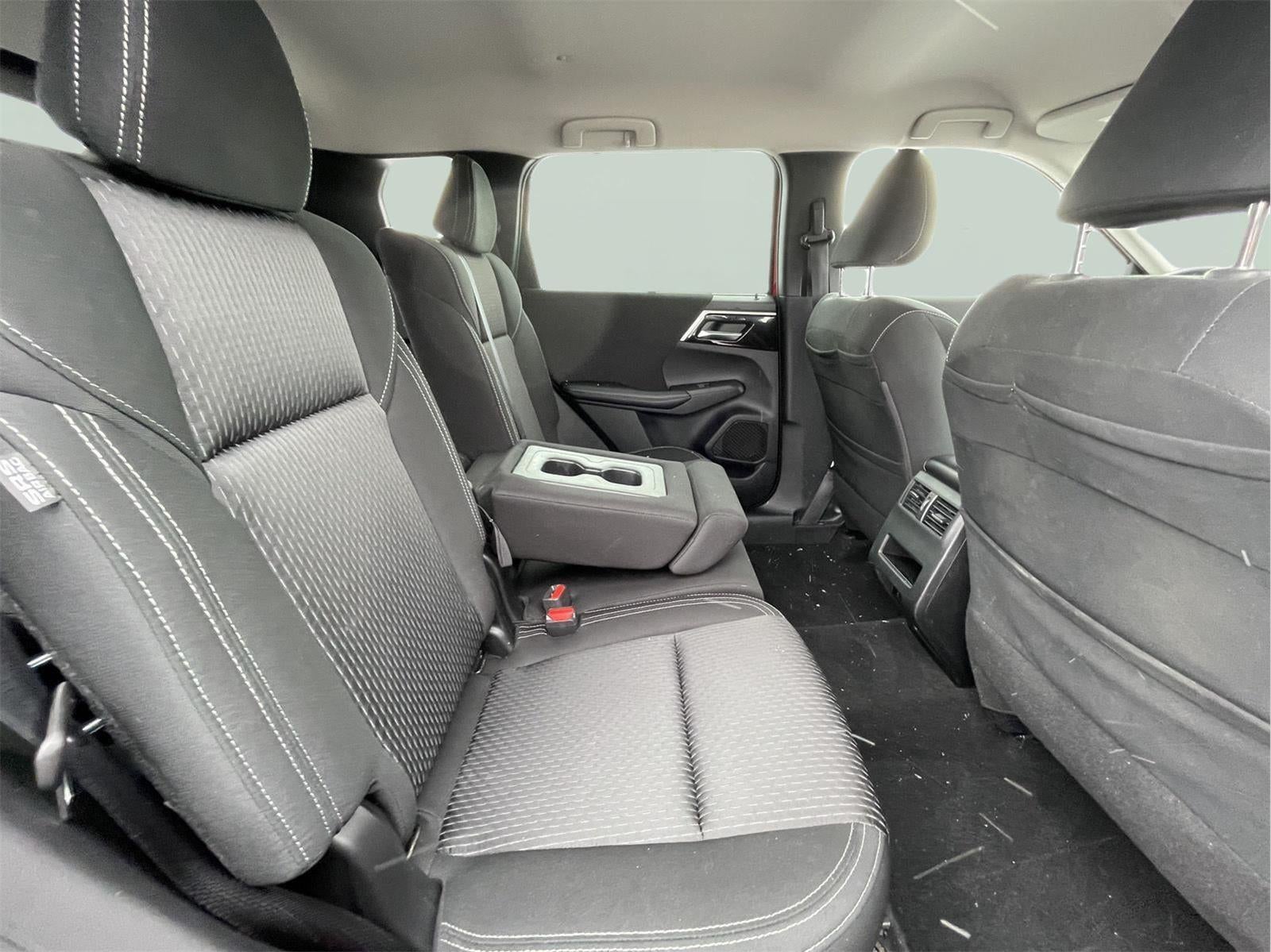 2022 Mitsubishi Outlander ES