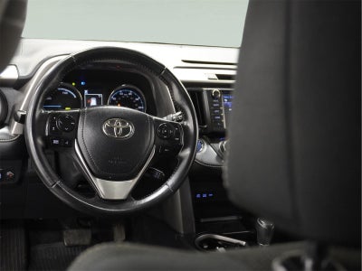 2017 Toyota RAV4 Hybrid XLE
