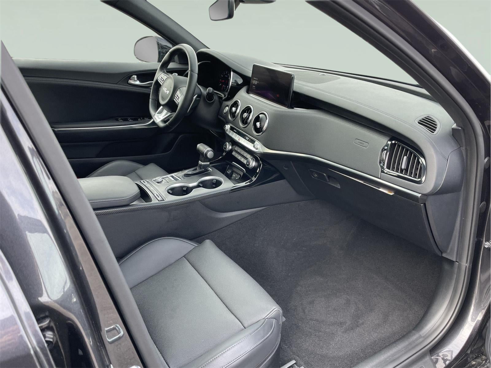 2023 Kia Stinger GT-Line