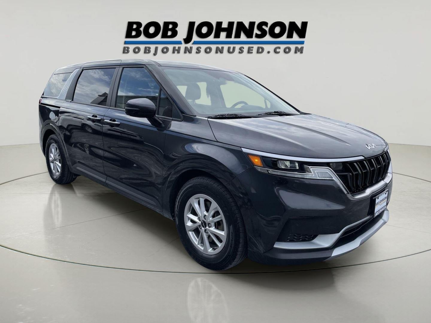 2023 Kia Carnival LX