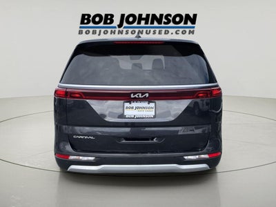 2023 Kia Carnival LX