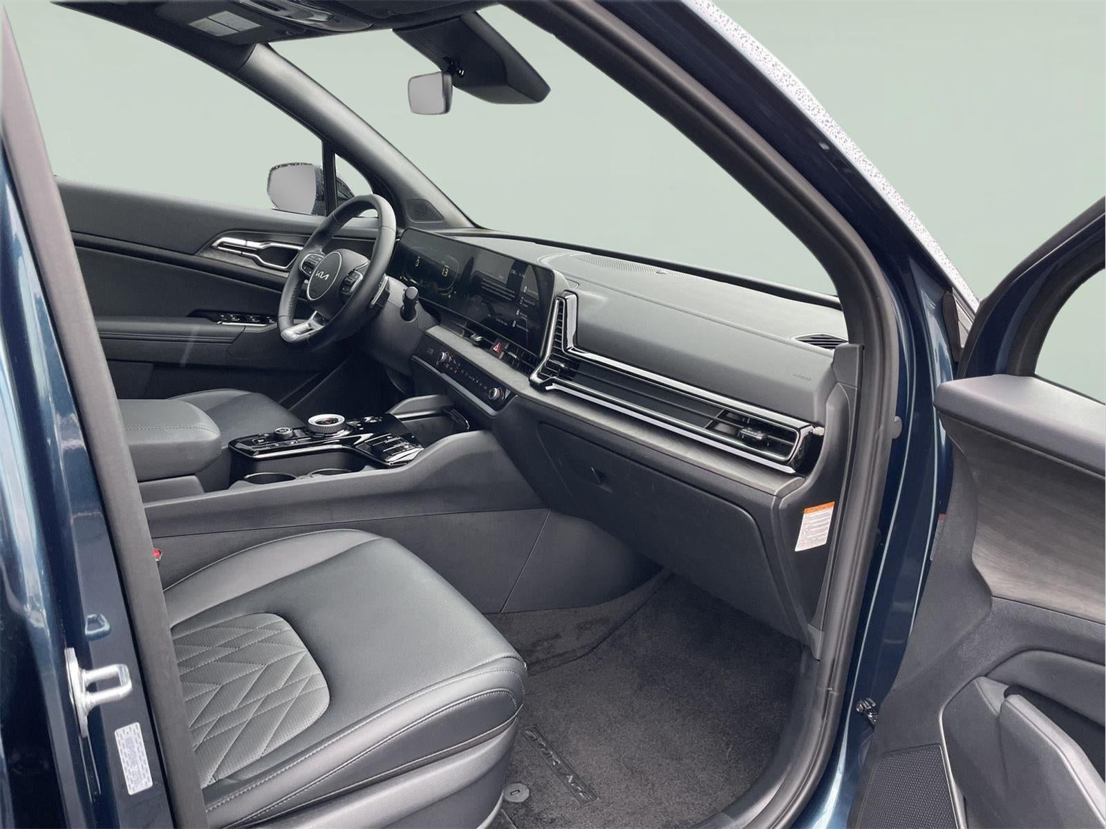 2025 Kia Sportage Plug-In Hybrid X-Line