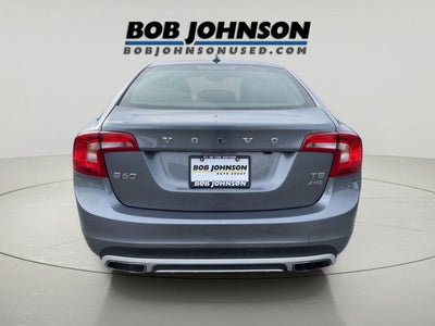 2017 Volvo S60 Cross Country SEDAN