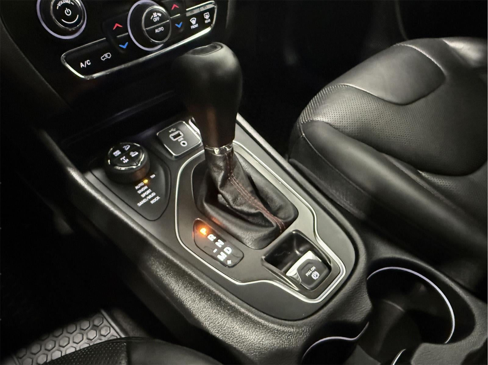 2019 Jeep Cherokee Trailhawk Elite