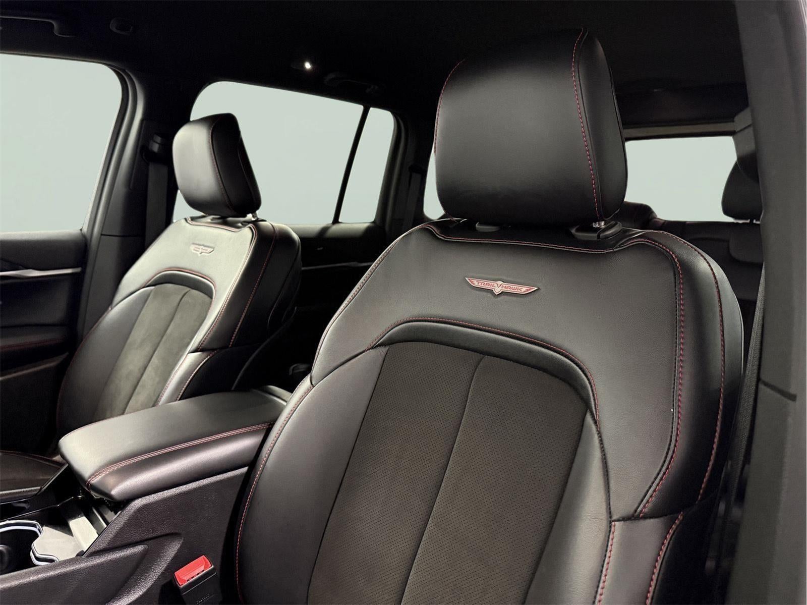 2022 Jeep Grand Cherokee Trailhawk