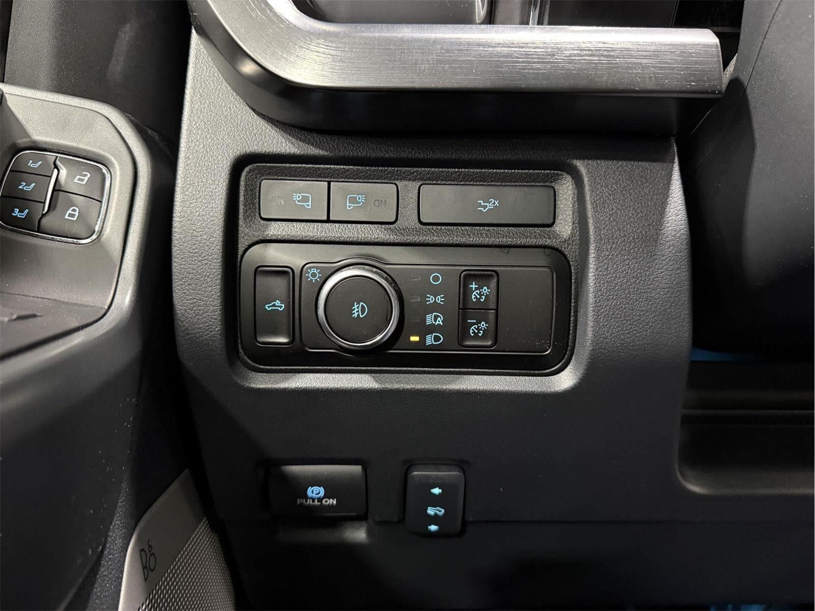 2023 Ford Super Duty F-250 SRW LARIAT