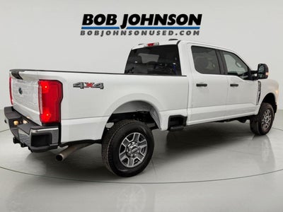 2025 Ford Super Duty F-350 Lariat