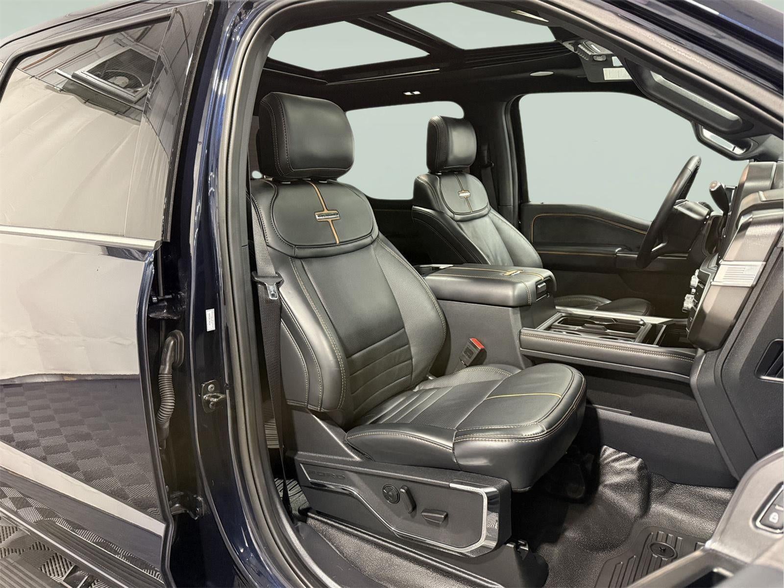 2024 Ford Super Duty F-350 PLATINUM