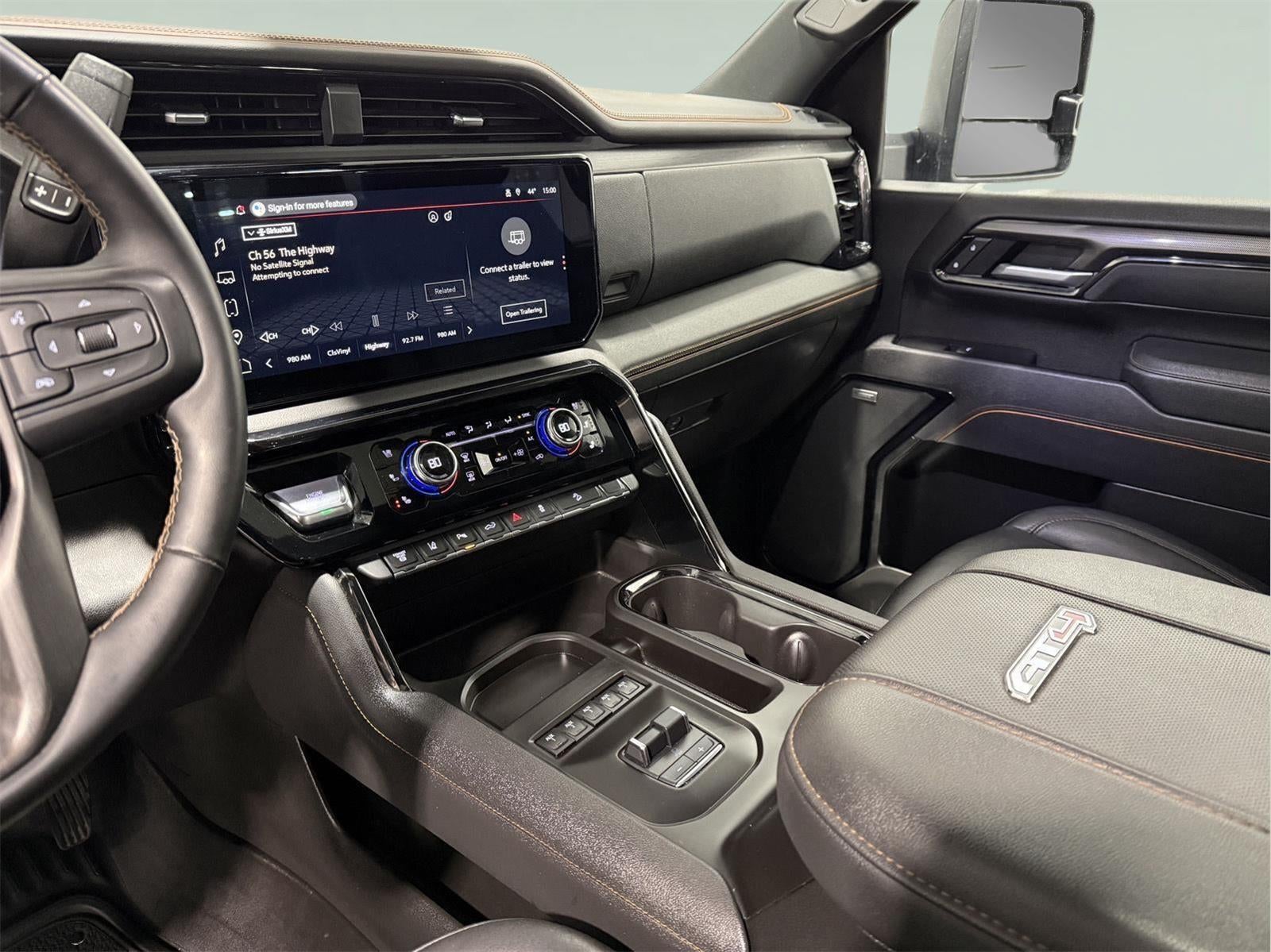 2025 GMC Sierra 2500HD AT4