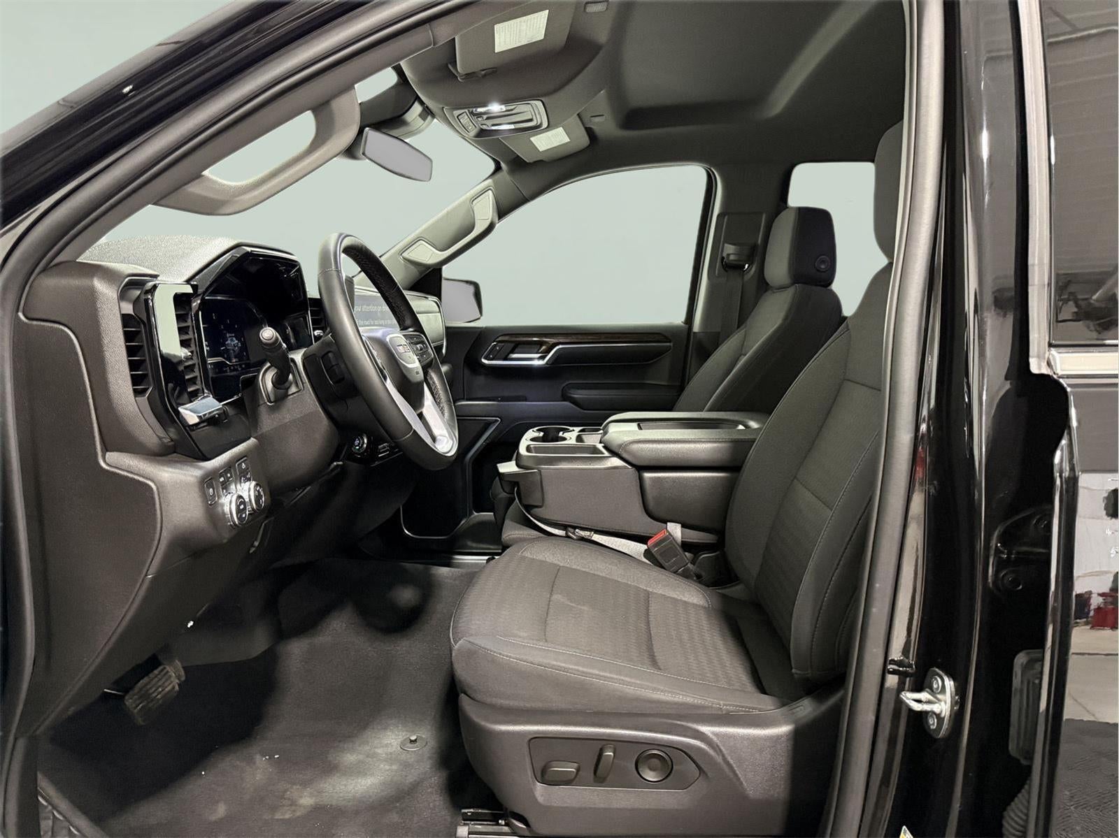 2024 GMC Sierra 1500 SLE