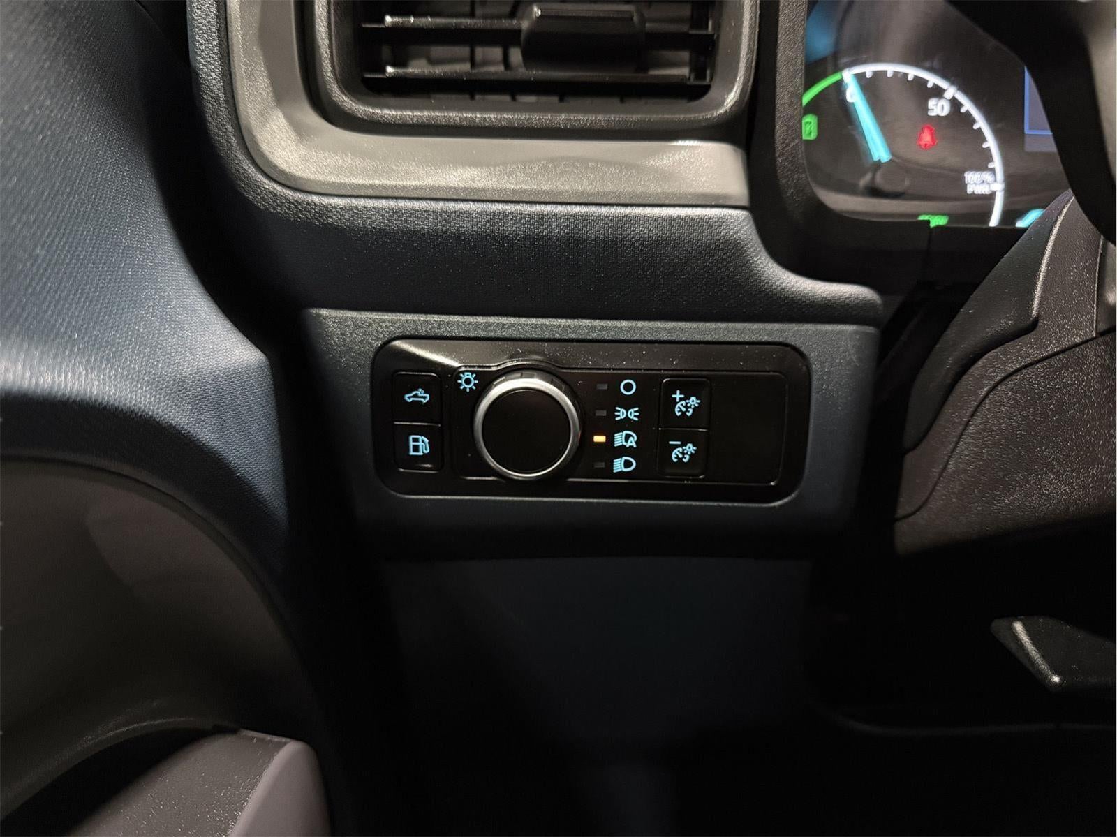 2023 Ford Maverick XL