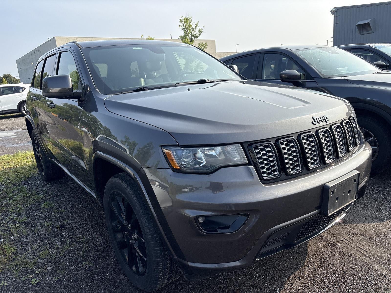 2020 Jeep Grand Cherokee Altitude