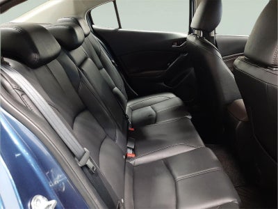2018 Mazda Mazda3 4-Door Touring