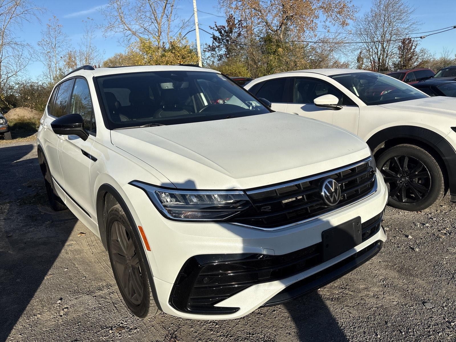 2022 Volkswagen TIGUAN Base