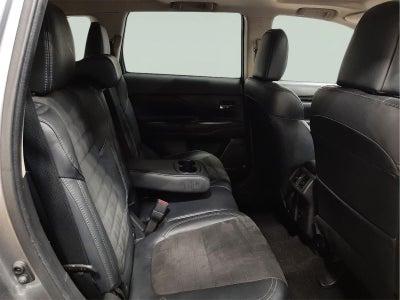 2020 Mitsubishi Outlander SE