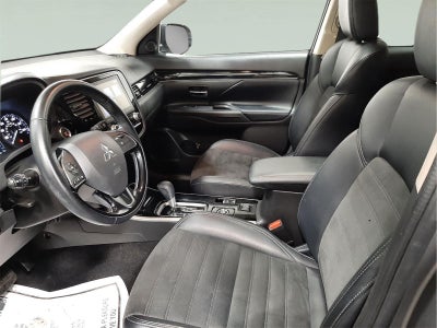 2020 Mitsubishi Outlander SE