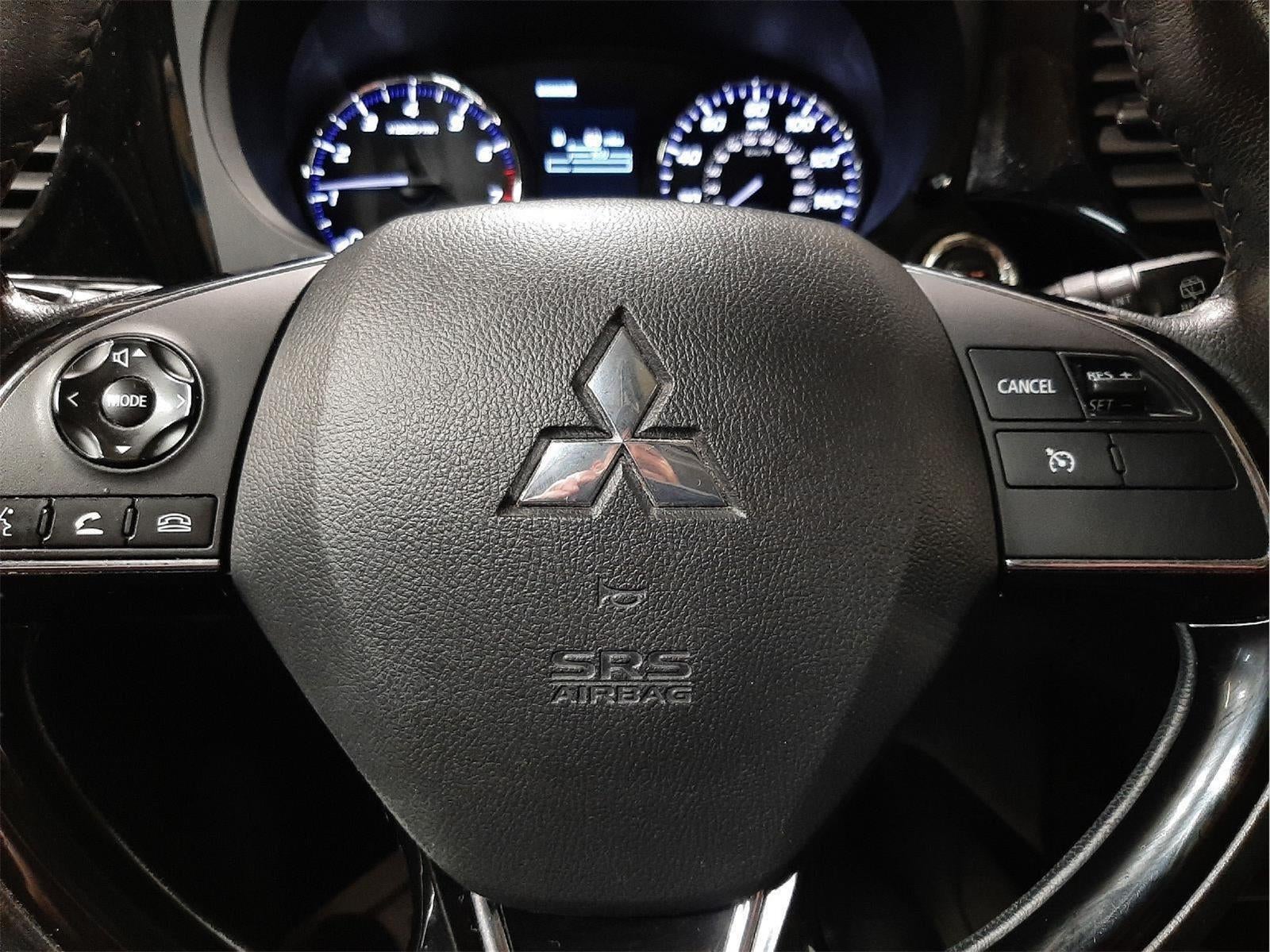 2020 Mitsubishi Outlander SE