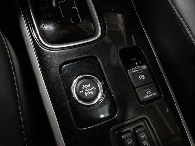 2020 Mitsubishi Outlander SE