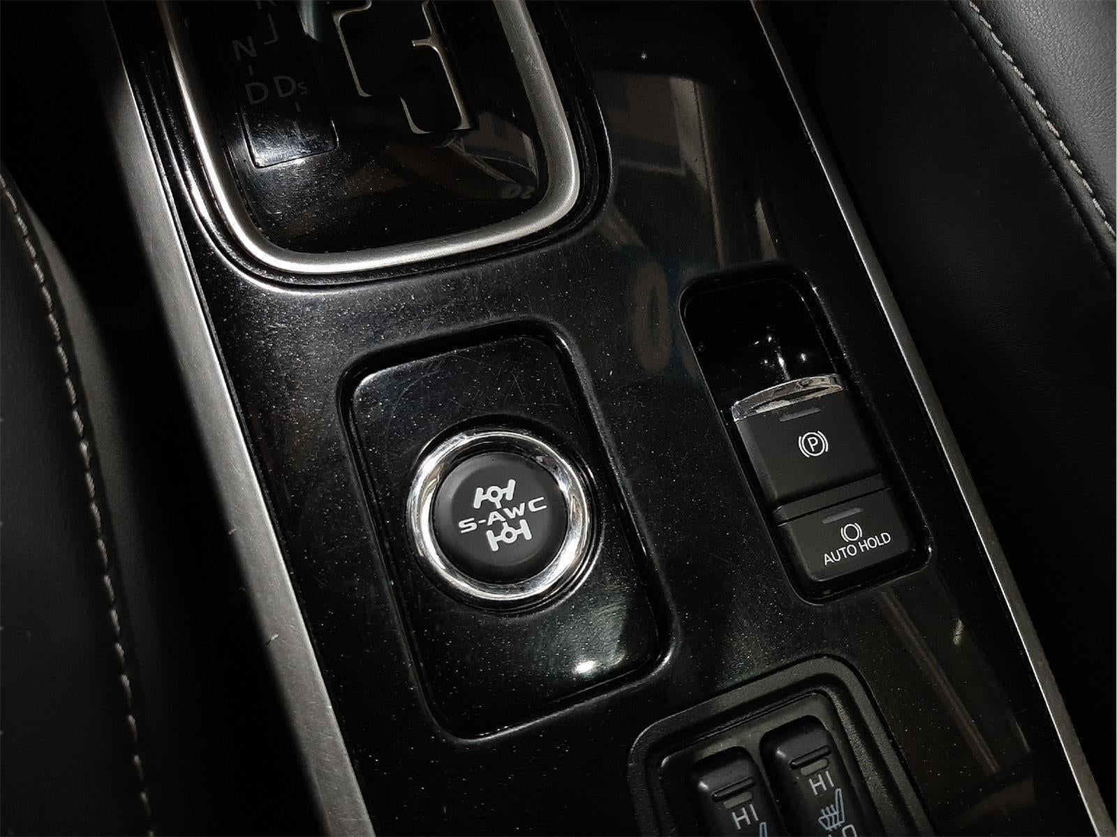 2020 Mitsubishi Outlander SE